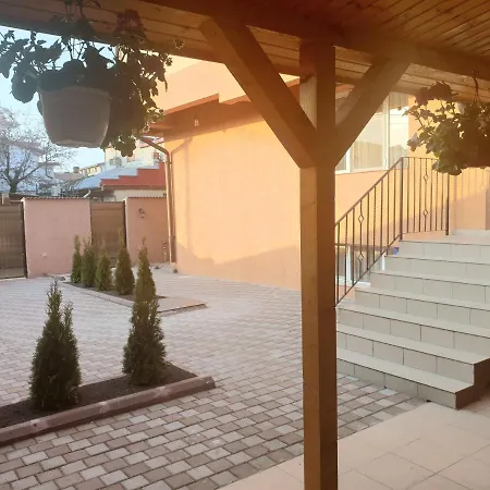 Апартаменти Apartment Villa
