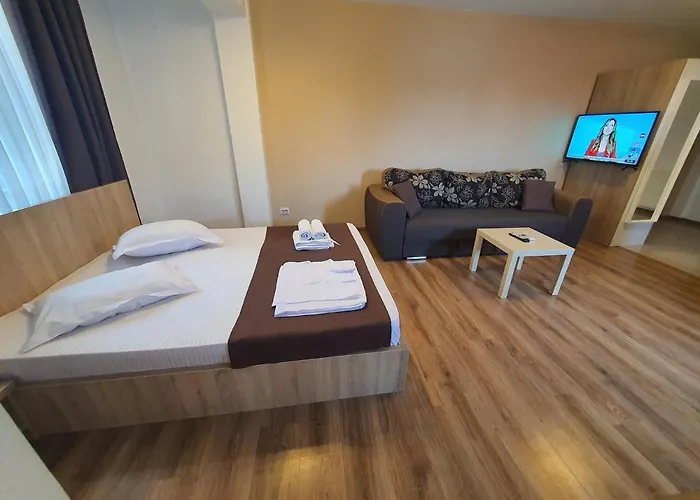 Апартаменти Apartment Villa Бухарест