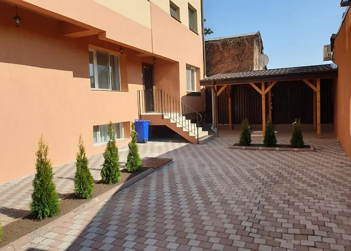 Apartment Villa Апартаменти *